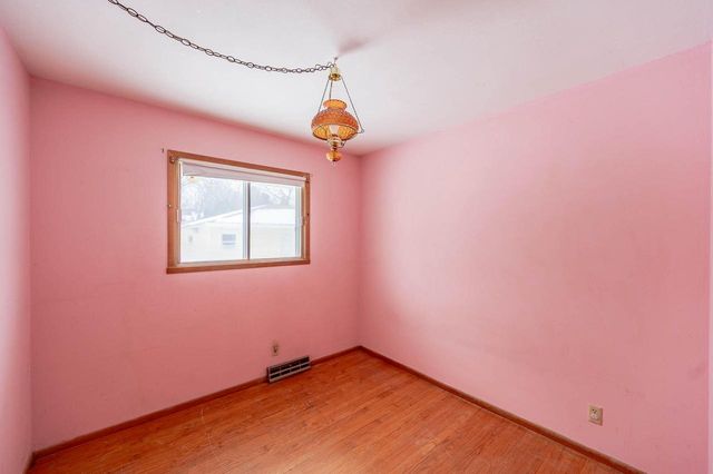 8254 N 106th STREET, Milwaukee, WI 53224