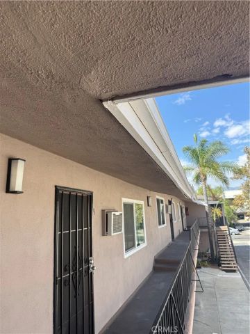 600 E Acacia Avenue 8, Glendale, CA 91205