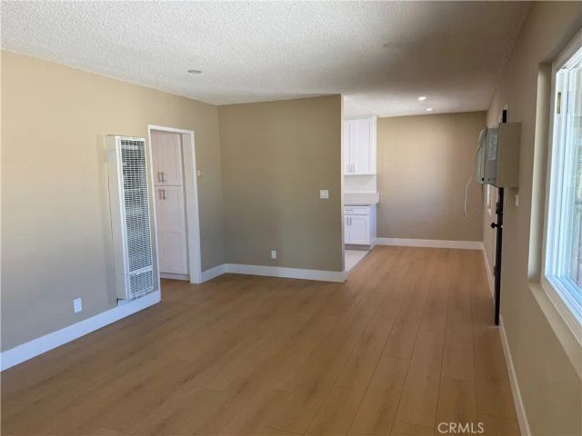 600 E Acacia Avenue 8, Glendale, CA 91205