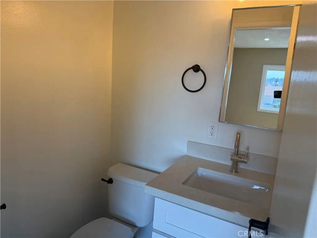 600 E Acacia Avenue 8, Glendale, CA 91205