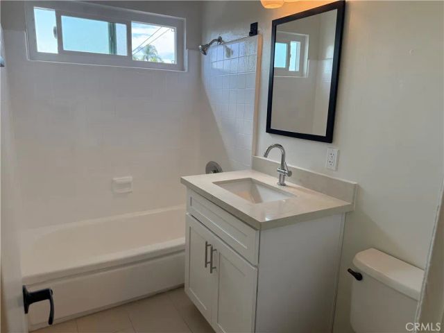 600 E Acacia Avenue 8, Glendale, CA 91205