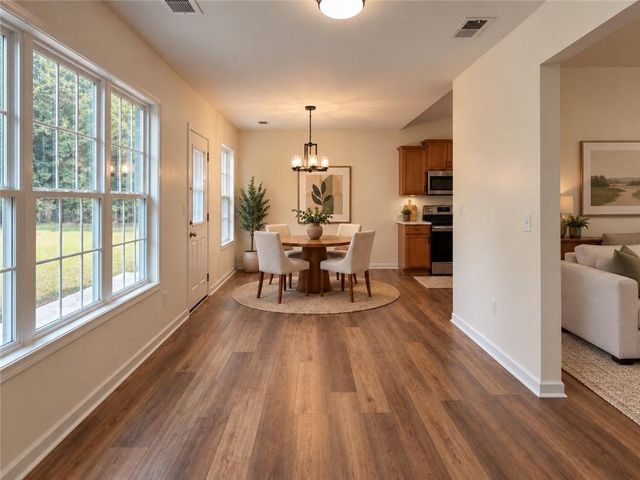 6330 Queensdale Drive, Douglasville, GA 30135