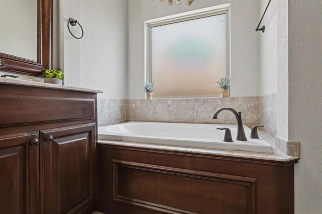 13512 Borgata Lane, Oklahoma City, OK 73170