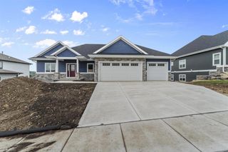 1407 Ridgetrail Drive, Cross Plains, WI 53528