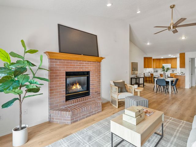672 E 900 S, Pleasant Grove, UT 84062