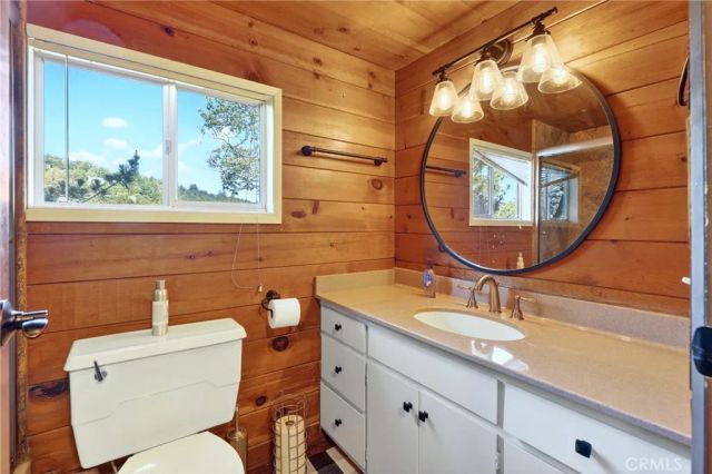 1341 Calgary Drive, Lake Arrowhead, CA 92352