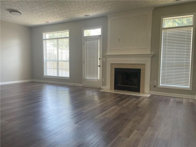140 Aven Court, Alpharetta, GA 30004