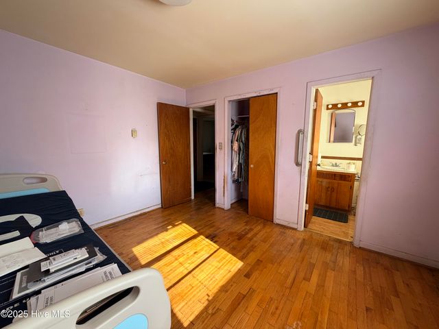 5624 Saint Nicholas Road, Wilmington, NC 28405