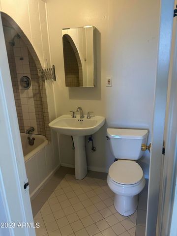 902 E Palm Lane Apt 5, Phoenix, AZ 85006