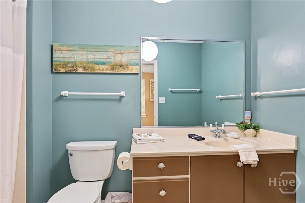 Image 10 of property listing at 1813 Butler Avenue, Tybee Island, GA 31328
