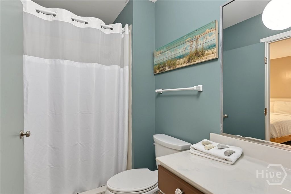 Image 11 of property listing at 1813 Butler Avenue, Tybee Island, GA 31328