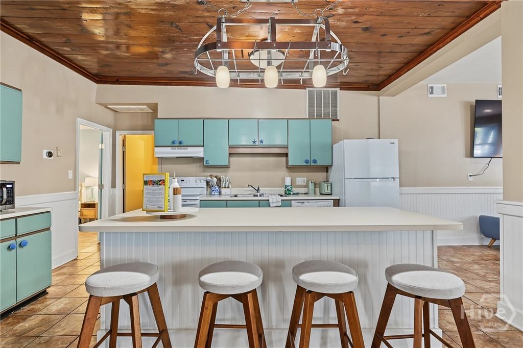 Image 13 of property listing at 1813 Butler Avenue, Tybee Island, GA 31328
