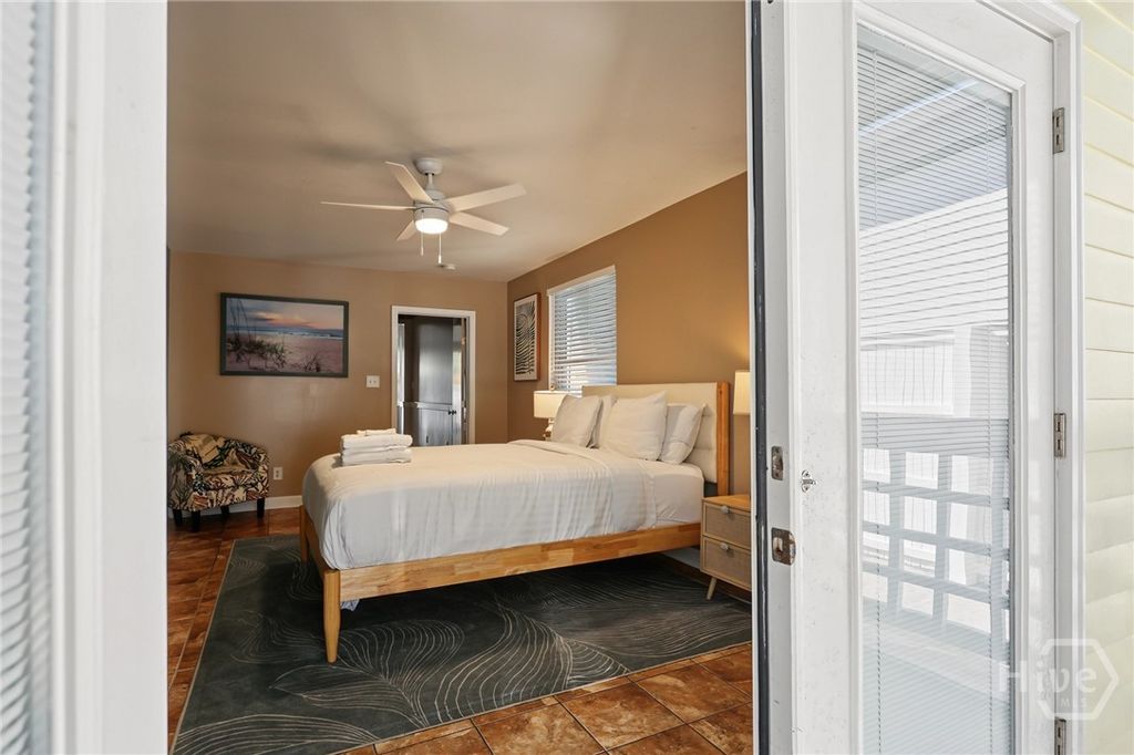Image 7 of property listing at 1813 Butler Avenue, Tybee Island, GA 31328