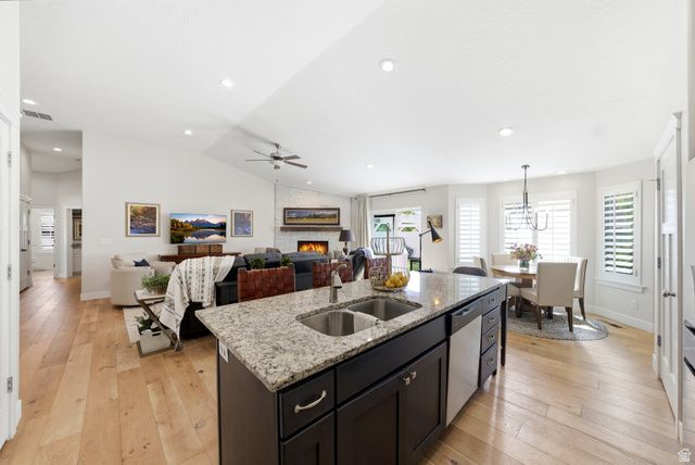 699 W 650 S, Springville, UT 84663