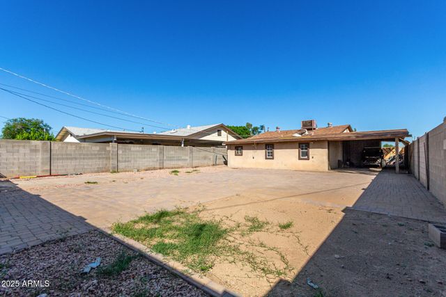 3735 W Moreland Street, Phoenix, AZ 85009