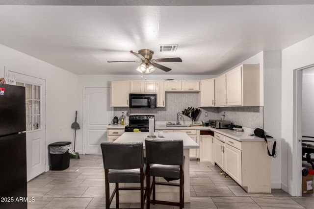 3735 W Moreland Street, Phoenix, AZ 85009