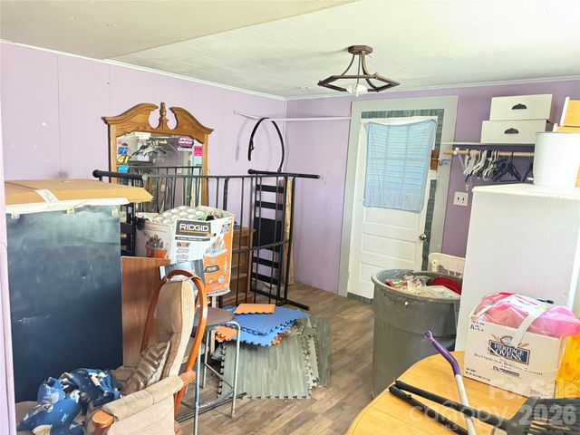 100 Hickory Street, Rhodhiss, NC 28667