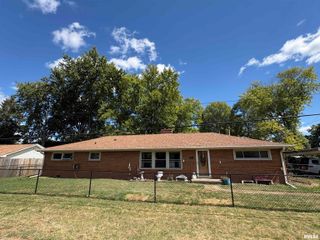 501 N Wood Street, Washington, IL 61571