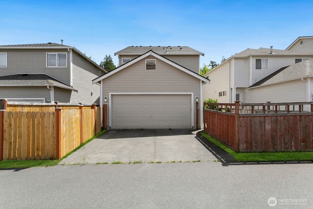 18214 97th Avenue Ct E, Puyallup, WA 98375