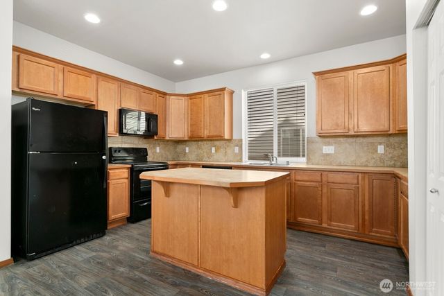 18214 97th Avenue Ct E, Puyallup, WA 98375
