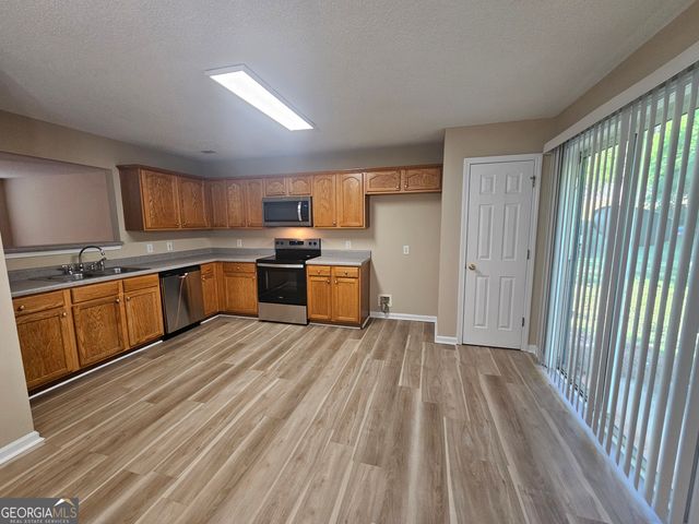 300 Chase Lane, Mcdonough, GA 30253
