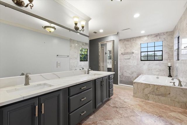 4498 REAL COURT, Orlando, FL 32808