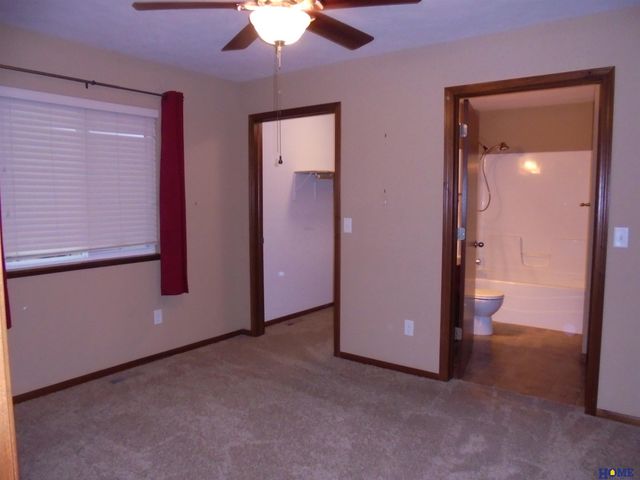 8839 Blacksmith Court, Lincoln, NE 68507