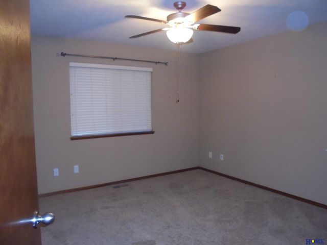 8839 Blacksmith Court, Lincoln, NE 68507