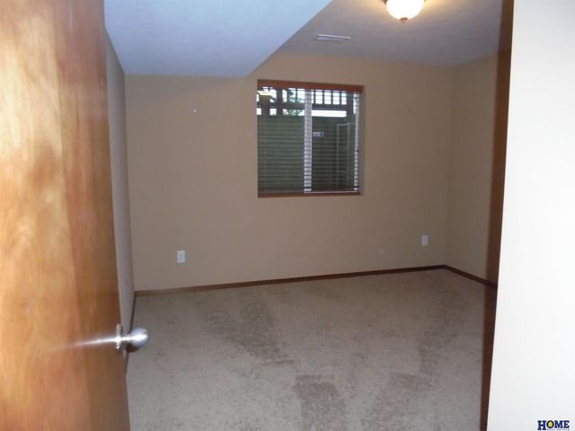 8839 Blacksmith Court, Lincoln, NE 68507