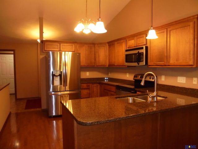 8839 Blacksmith Court, Lincoln, NE 68507