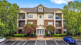 200 Lennox Drive 3B, Jamestown, NC 27282