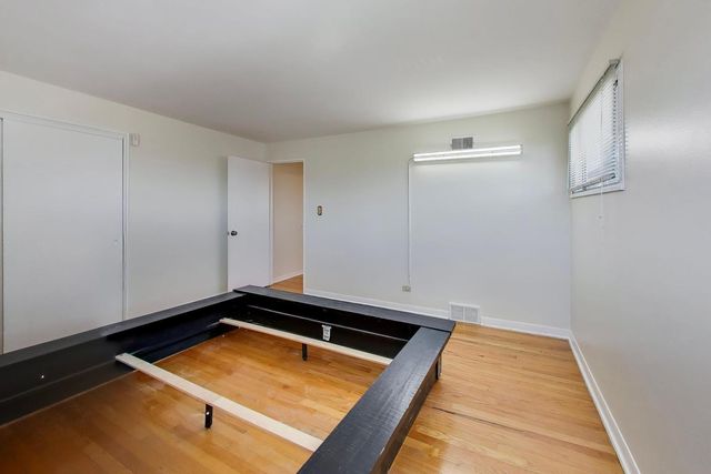 4908 Carol Street A, Skokie, IL 60077