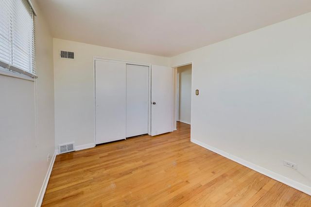 4908 Carol Street A, Skokie, IL 60077