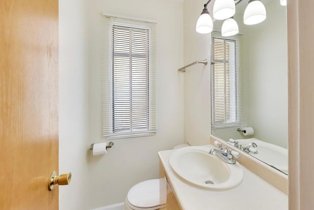 4908 Carol Street A, Skokie, IL 60077