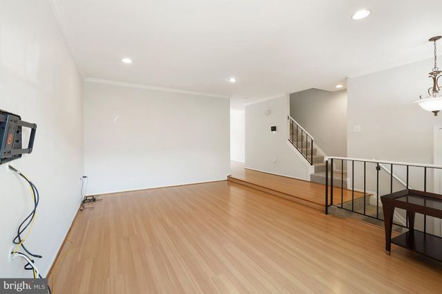 106 AUTUMN FLOWER LN, Gaithersburg, MD 20878