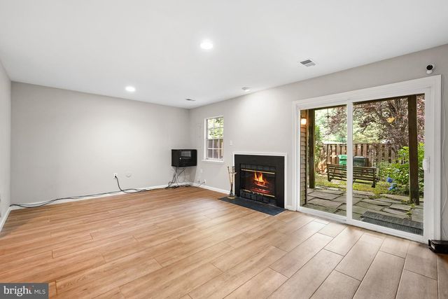 106 AUTUMN FLOWER LN, Gaithersburg, MD 20878