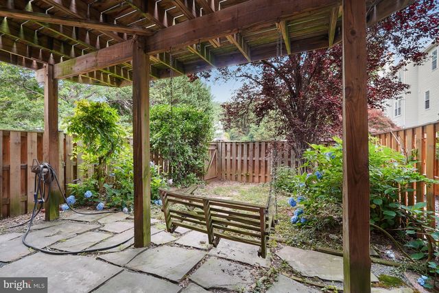 106 AUTUMN FLOWER LN, Gaithersburg, MD 20878