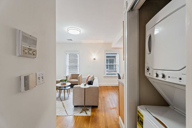 296 West Third St 1, Boston, MA 02127
