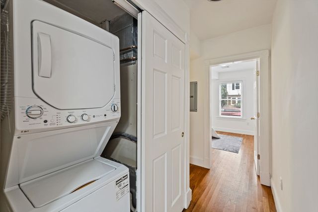 296 West Third St 1, Boston, MA 02127