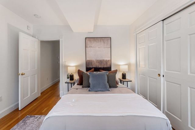 296 West Third St 1, Boston, MA 02127