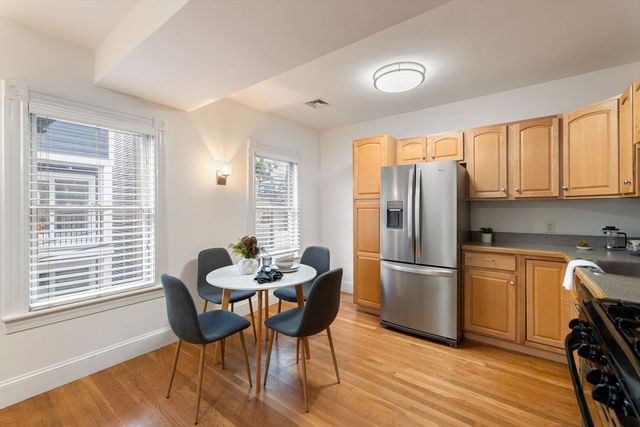 296 West Third St 1, Boston, MA 02127