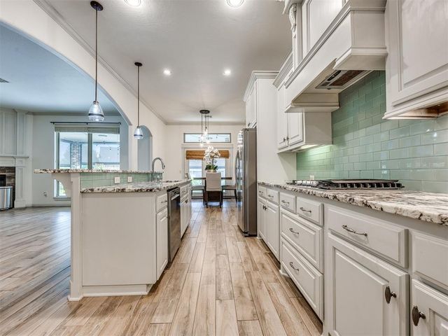 300 SW 171st Street, Oklahoma City, OK 73170