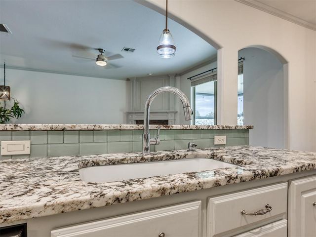 300 SW 171st Street, Oklahoma City, OK 73170