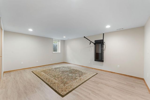 10 Western Terrace, Golden Valley, MN 55426