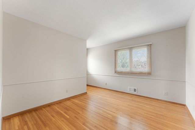 10 Western Terrace, Golden Valley, MN 55426