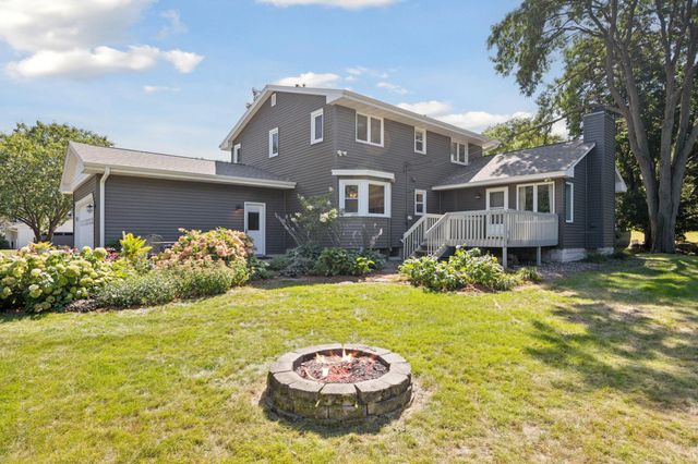 10 Western Terrace, Golden Valley, MN 55426