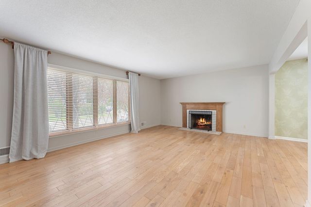 10 Western Terrace, Golden Valley, MN 55426