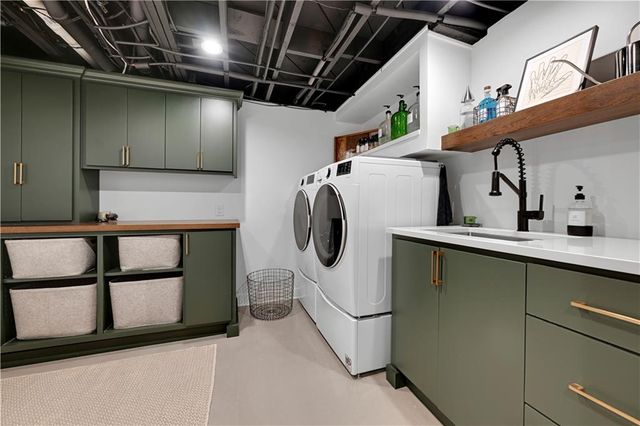 5232 Roe Boulevard, Roeland Park, KS 66205