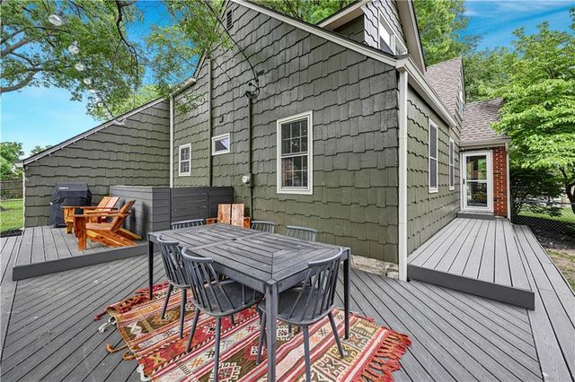 5232 Roe Boulevard, Roeland Park, KS 66205