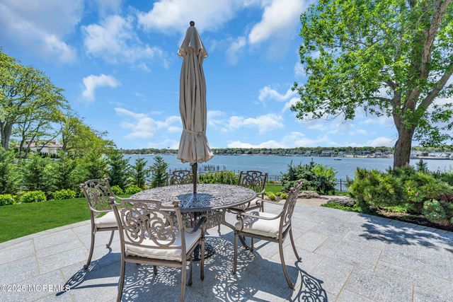 1015 Forrest Road, Brielle, NJ 08730